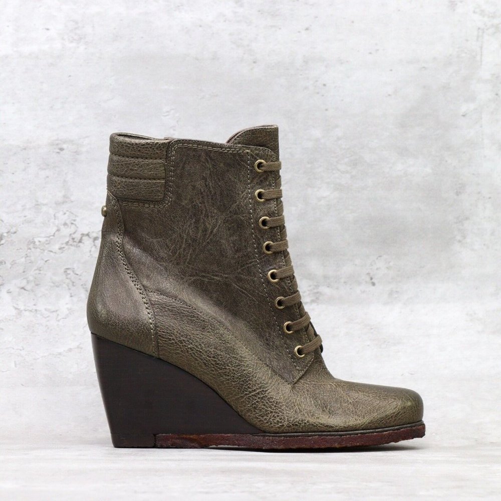 Stuart Weitzman Woodstock Wedge Womens Size 8.5M Olive Zip Platform Wedge Boots